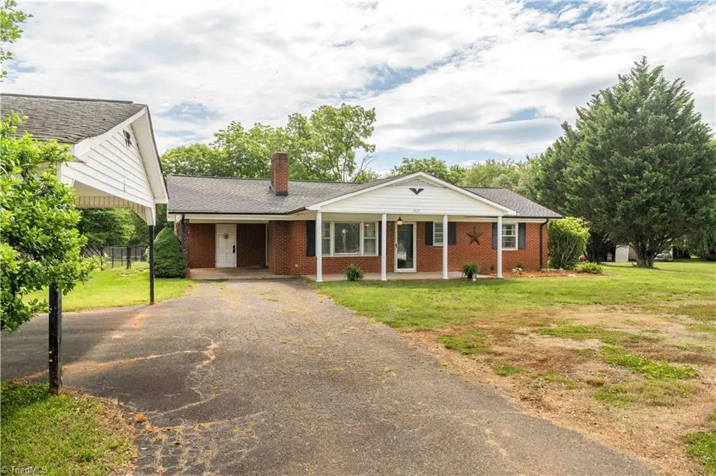 1427 Reeves Mill Road, Mount Airy, NC 27030 - #1