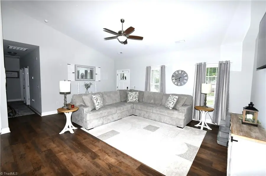 5785 Marty Lane, Clemmons, NC 27012 - #3
