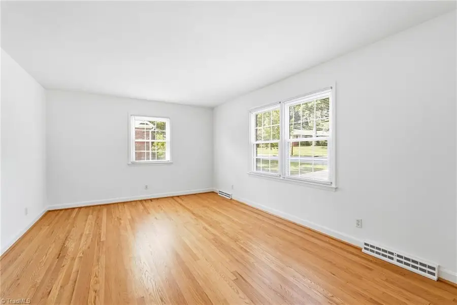 2760 Edinberg Drive, Winston Salem, NC 27103 - #2
