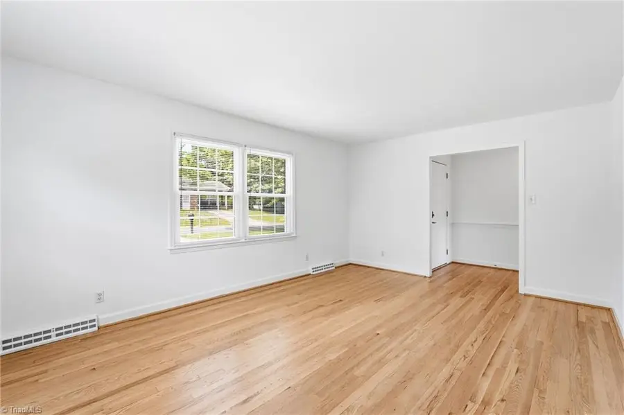 2760 Edinberg Drive, Winston Salem, NC 27103 - #3