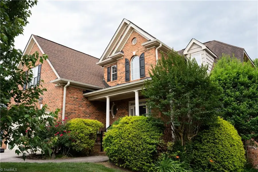 6407 Calvary Way, Thomasville, NC 27360 - #3