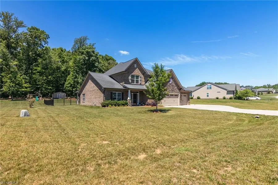 5009 Labella Court, Kernersville, NC 27284 - #3