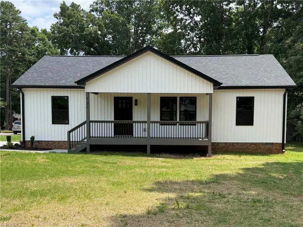 121 Smith Avenue, Lexington, NC 27292 - #1