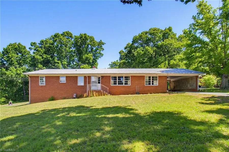 605 Clarksbury Church Road, Thomasville, NC 27360 - #2