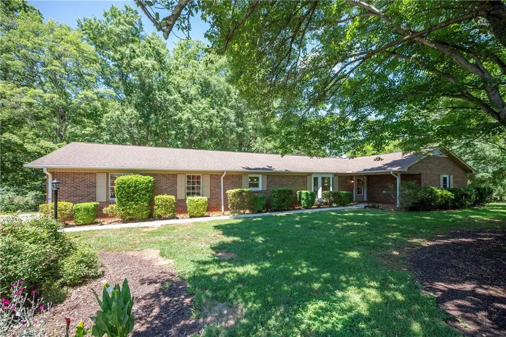 4484 Cotswold Road, Pfafftown, NC 27040 - #1