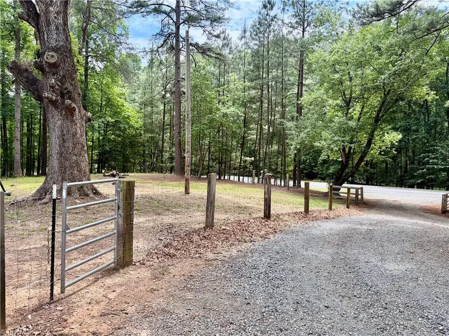 2595 Stokes Road, Denton, NC 27239 - #3