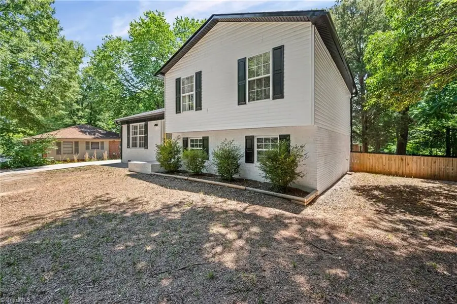 1111 5th Avenue, Lexington, NC 27295 - #2
