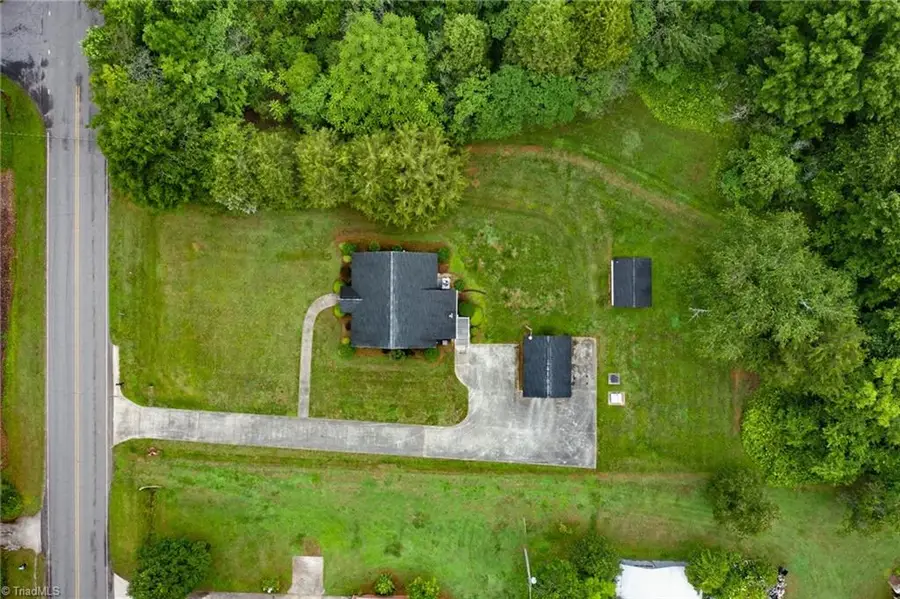 603 Westminster Drive, Statesville, NC 28677 - #2