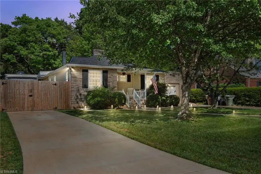2304 Fairfield Avenue, Greensboro, NC 27408 - #3