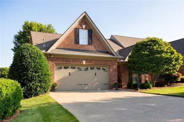 1079 Muirfield Avenue, Clemmons, NC 27012
