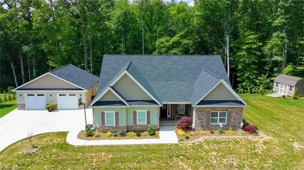 1070 Nauvoo Ridge Drive, Tobaccoville, NC 27050