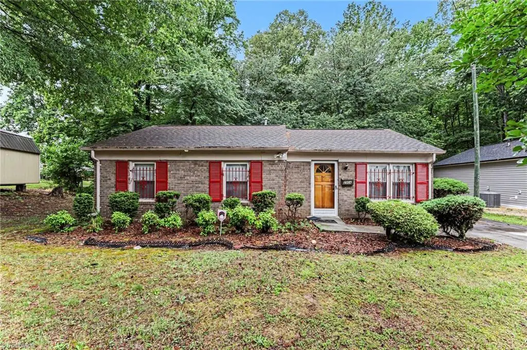 2904 Bainbridge Drive, Winston Salem, NC 27105 - #1