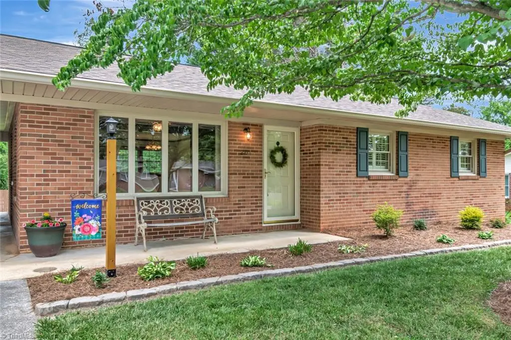 201 Oakwoods Lane, Wilkesboro, NC 28697 - #1