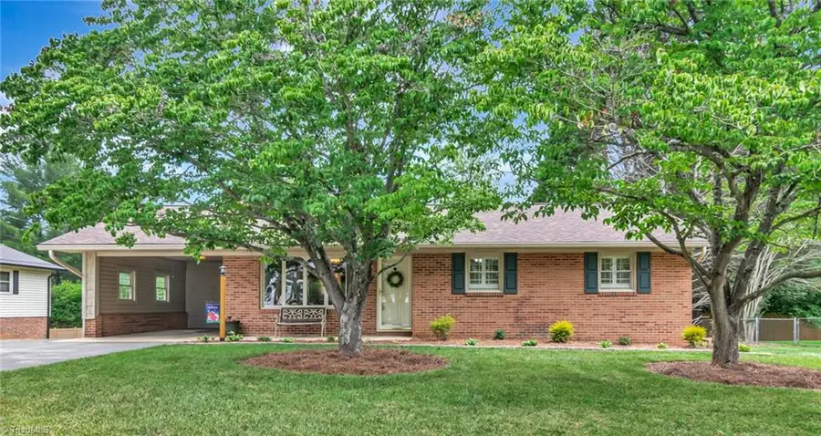 201 Oakwoods Lane, Wilkesboro, NC 28697 - #3