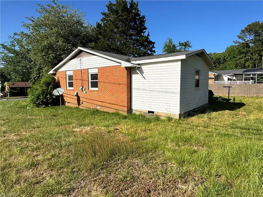 1400 Sedgefield Drive, Winston Salem, NC 27107 - #2