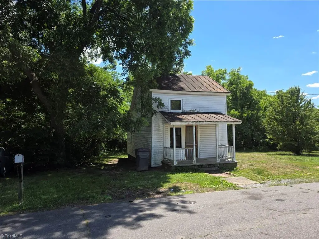 207 Neal Street, Reidsville, NC 27320 - #1