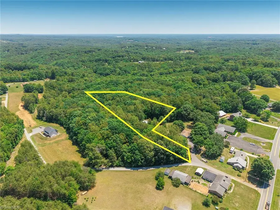 102 Hawks Road, King, NC 27021 - #2