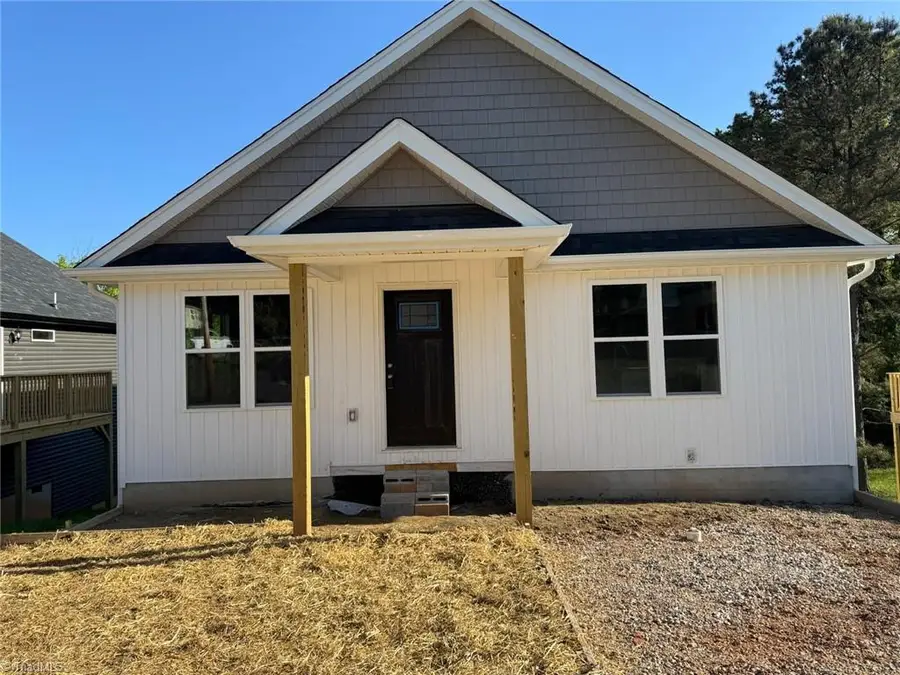 1706 Ball Street, Greensboro, NC 27405 - #2