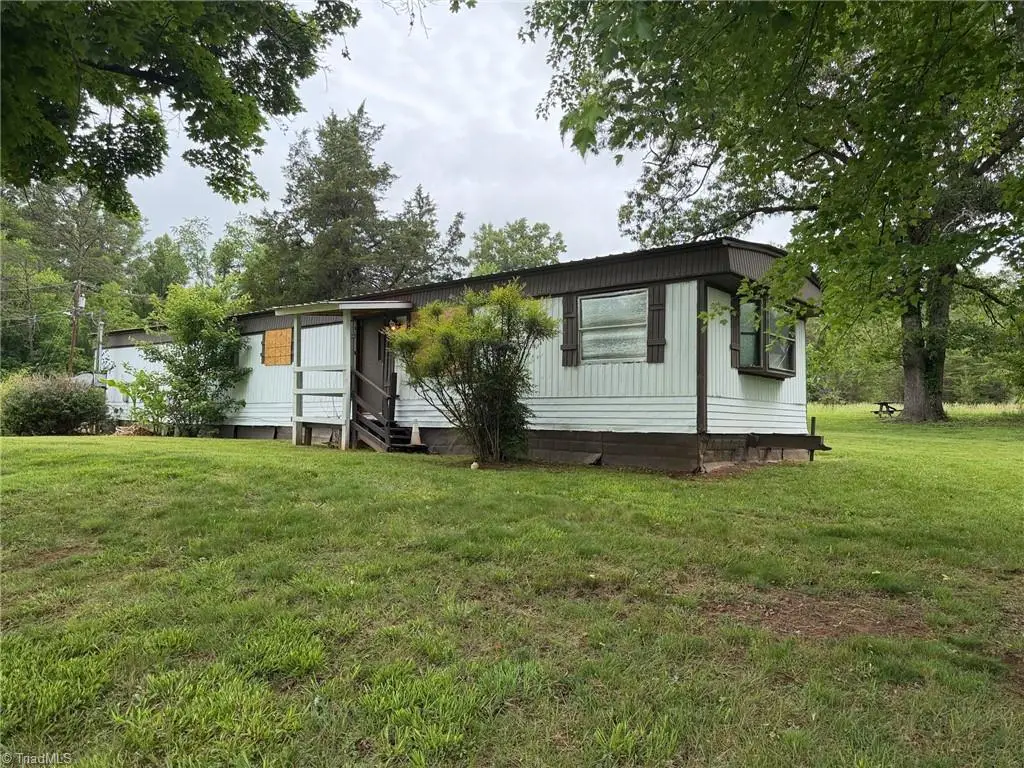 110 Beck Lane, Pilot Mountain, NC 27041 - #1