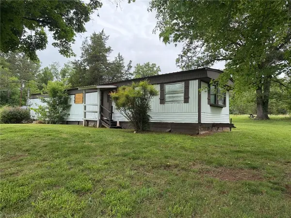110 Beck Lane, Pilot Mountain, NC 27041