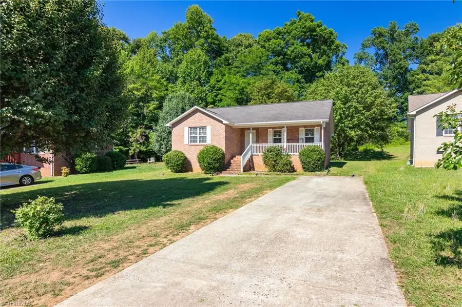 1528 Ambridge Court, High Point, NC 27235 - #3