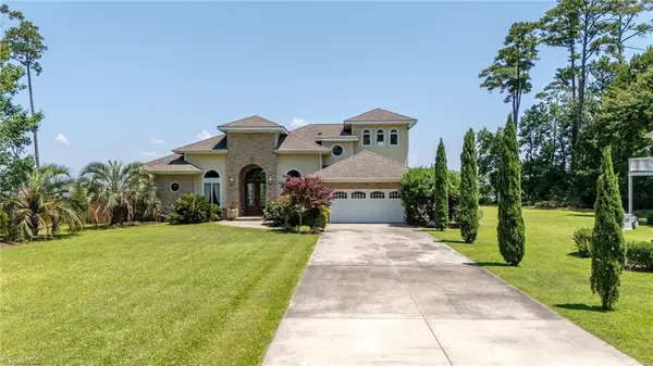 2391 Temples Point Road, Havelock, NC 28532