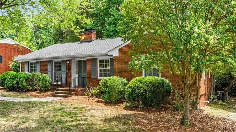 1210 Pembroke Road, Greensboro, NC 27408 - #3