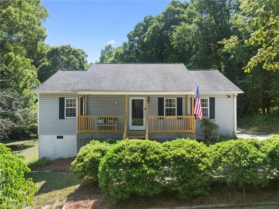 362 Nc Highway 109, Thomasville, NC 27360 - #2