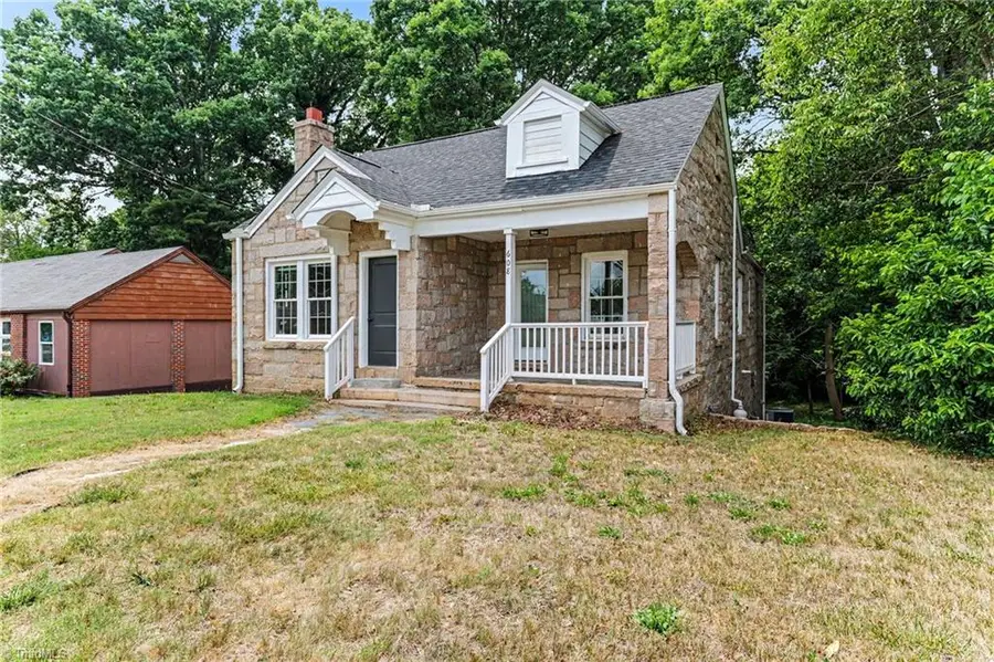 608 Roach Street, Reidsville, NC 27320 - #2