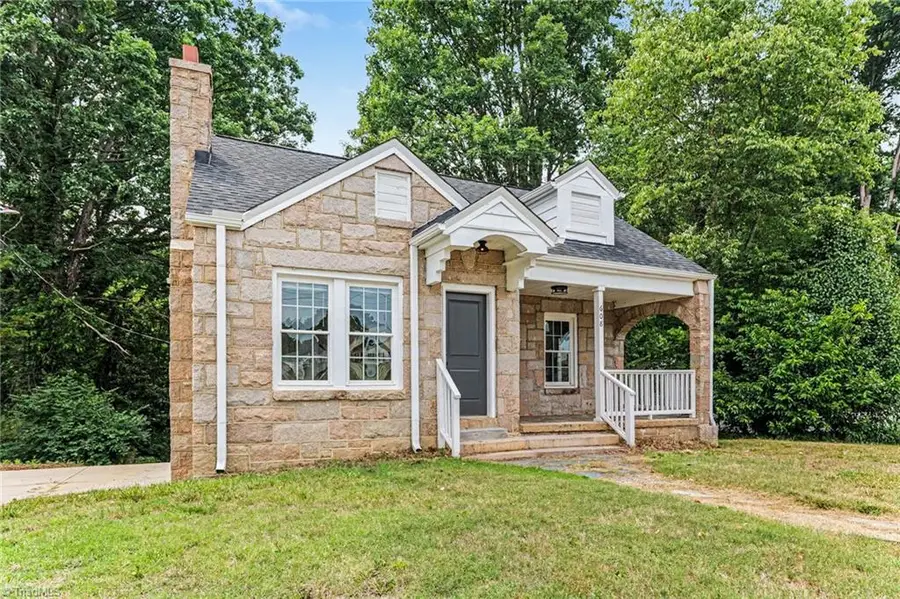 608 Roach Street, Reidsville, NC 27320 - #3