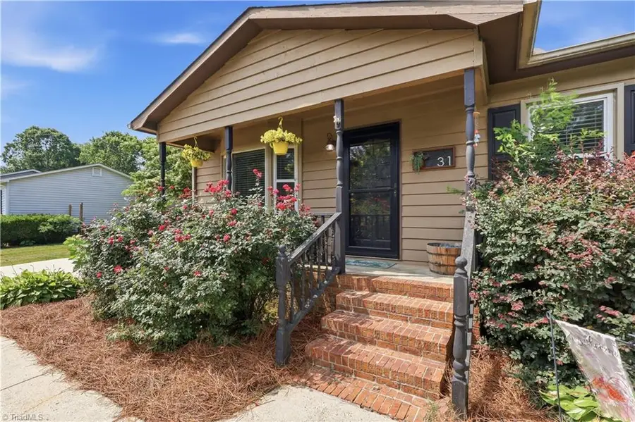 31 Kirk Street, Thomasville, NC 27360 - #2