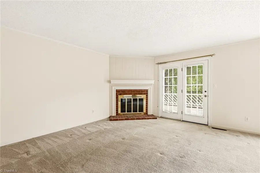 889 Brookleigh Court, Winston Salem, NC 27104 - #3