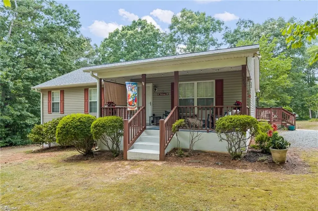 143 Shimmer Drive, Lexington, NC 27292 - #1