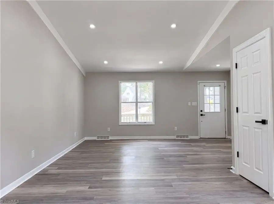 3510 Cedartree Terrace, Winston Salem, NC 27127 - #3