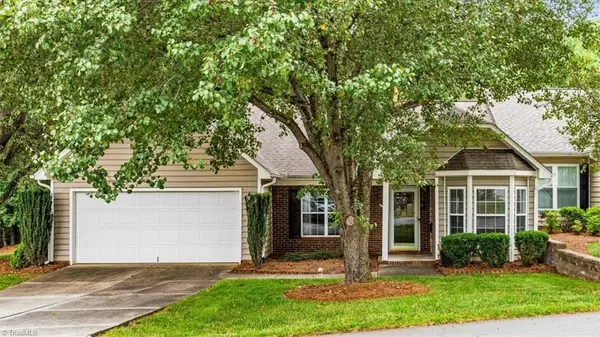 8 Mansfield Circle, Greensboro, NC 27455