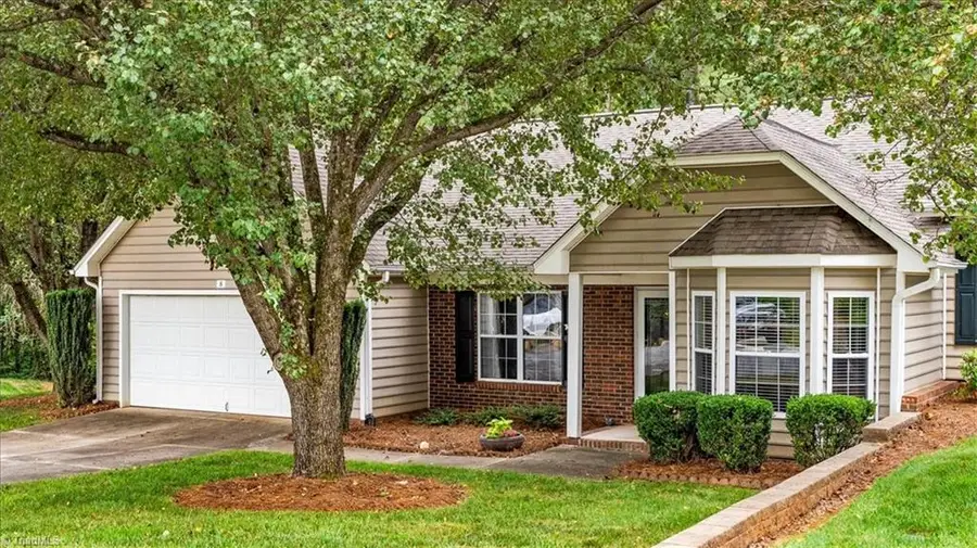 8 Mansfield Circle, Greensboro, NC 27455 - #2