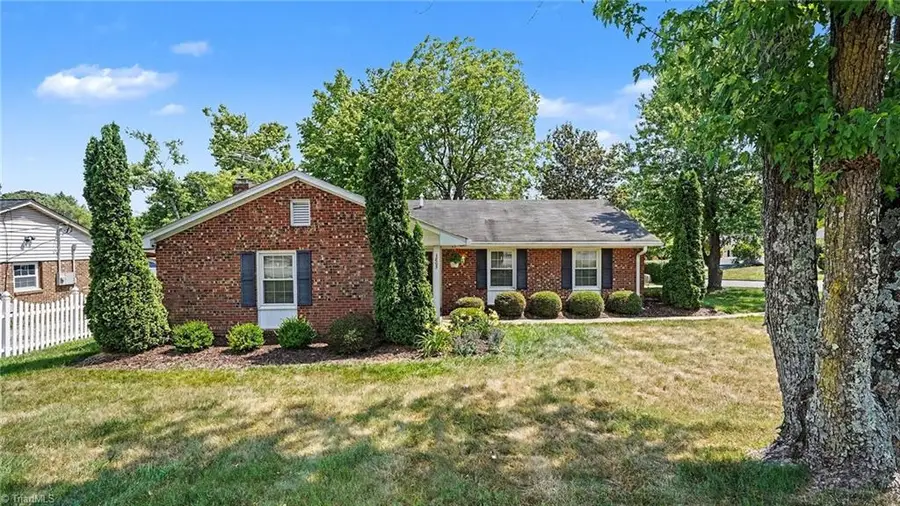 1805 W Vandalia Road, Greensboro, NC 27406 - #3