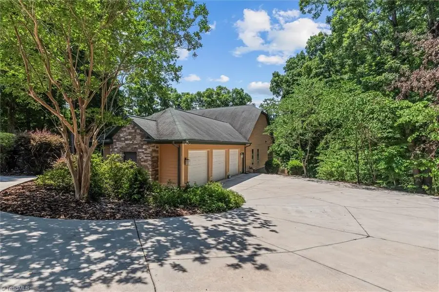 172 Lawson's Lookout, Denton, NC 27239 - #3