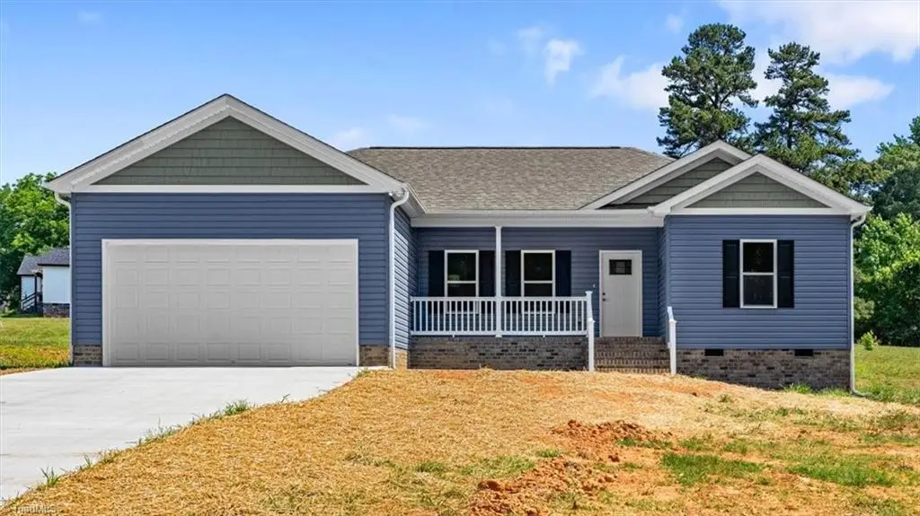 421 E Raleigh Avenue, Liberty, NC 27298 - #1