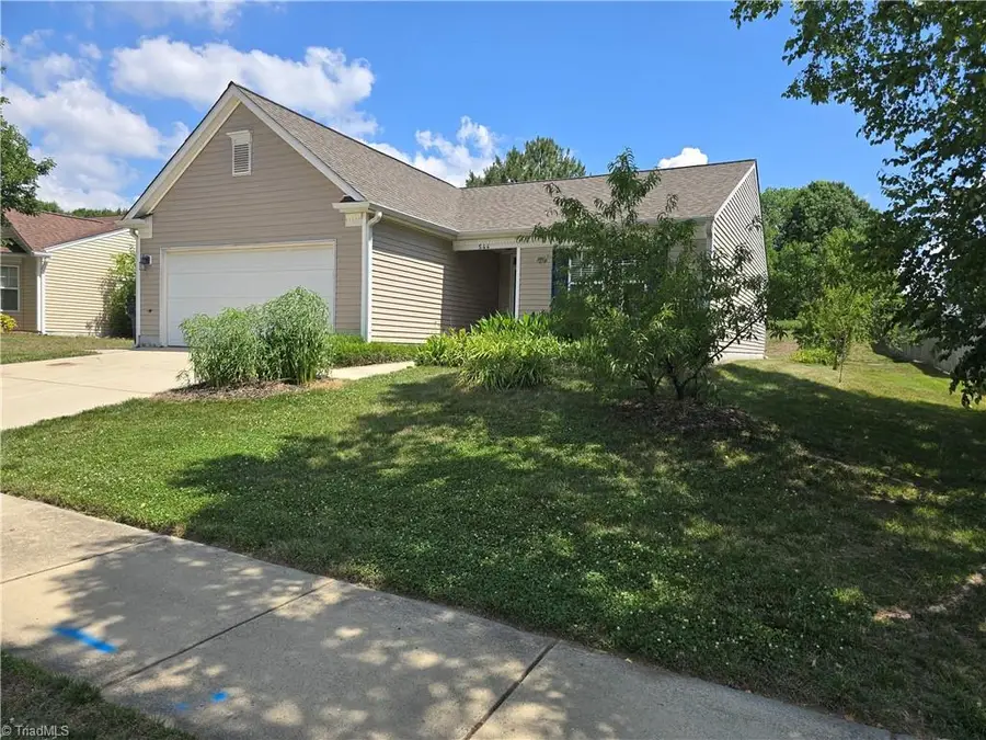 544 Lake Way, Kernersville, NC 27284 - #2