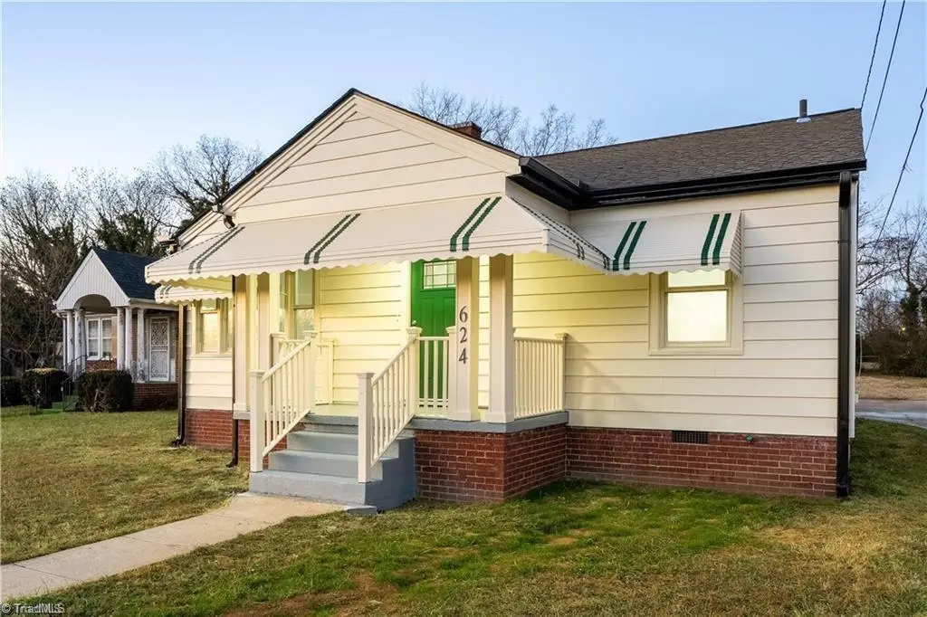 624 W Harrison Street, Reidsville, NC 27320 - #1