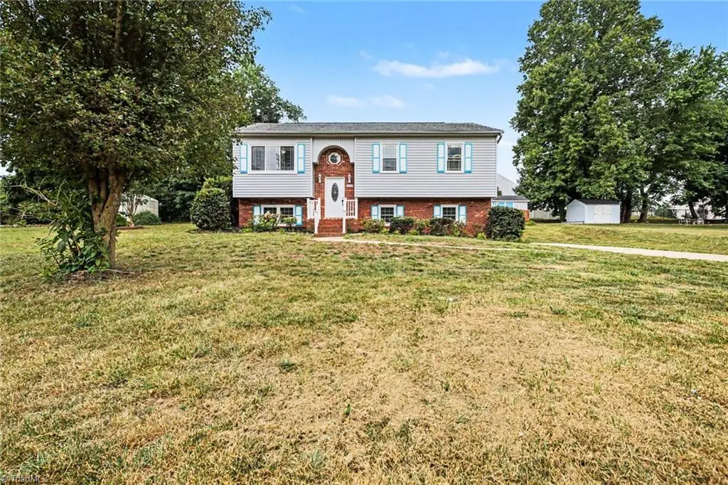 3854 Forest Valley Drive, Winston Salem, NC 27105 - #1
