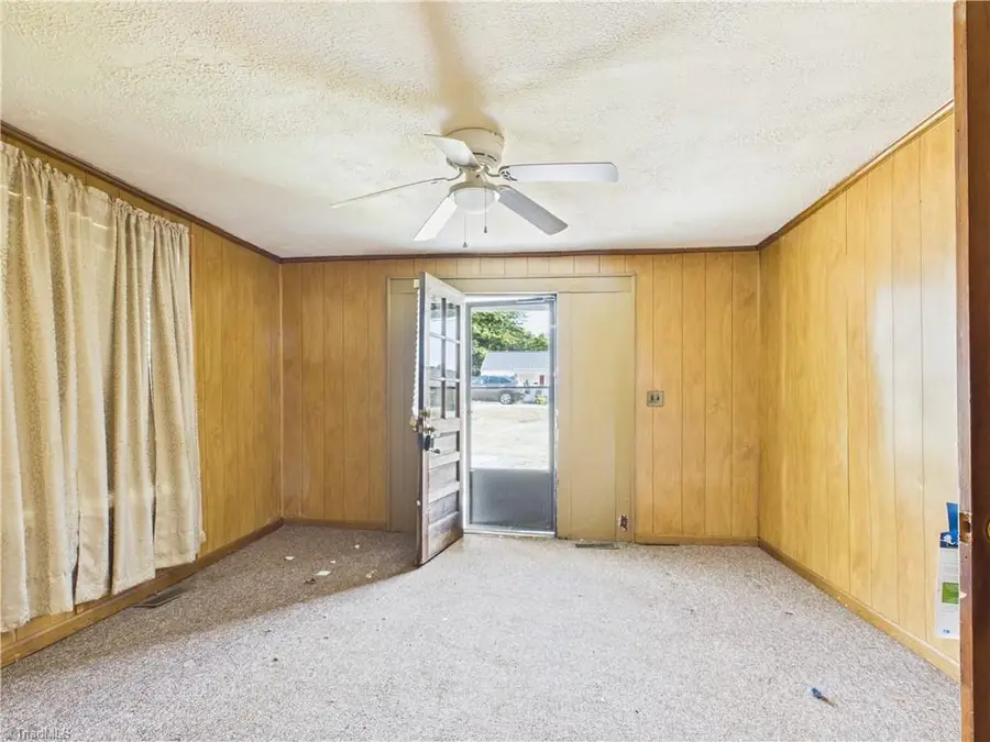 1004 Unity Street, Thomasville, NC 27360 - #3