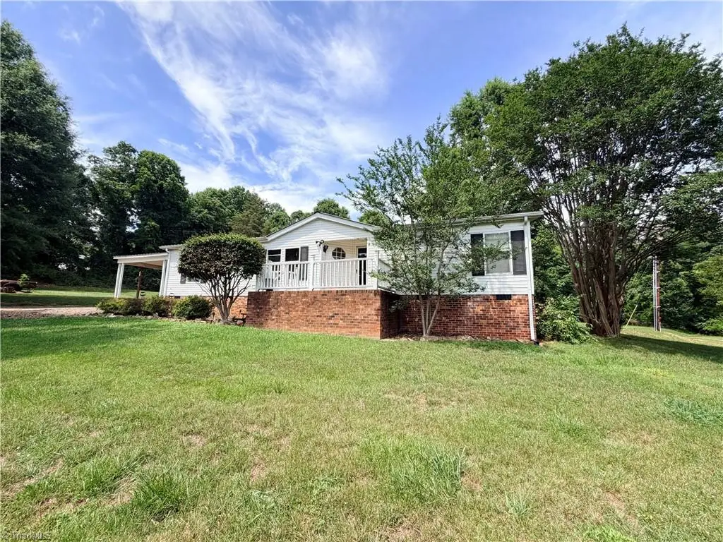 1390 Cb Eller School Road, Elkin, NC 28621 - #1