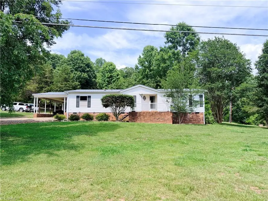 1390 Cb Eller School Road, Elkin, NC 28621 - #2
