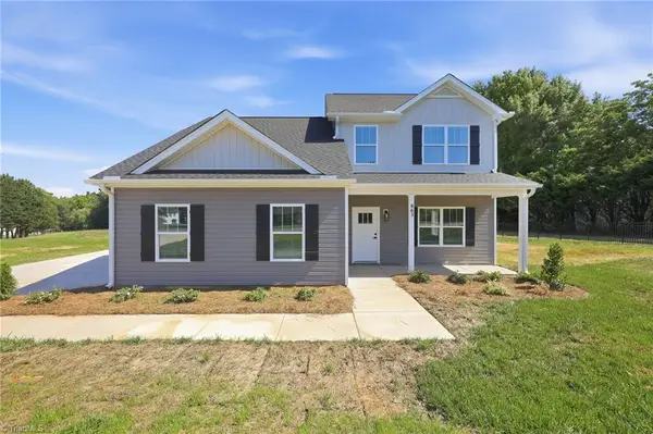 863 Sedge Garden Road, Kernersville, NC 27284