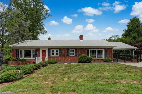 411 Vintage Road, Eden, NC 27288