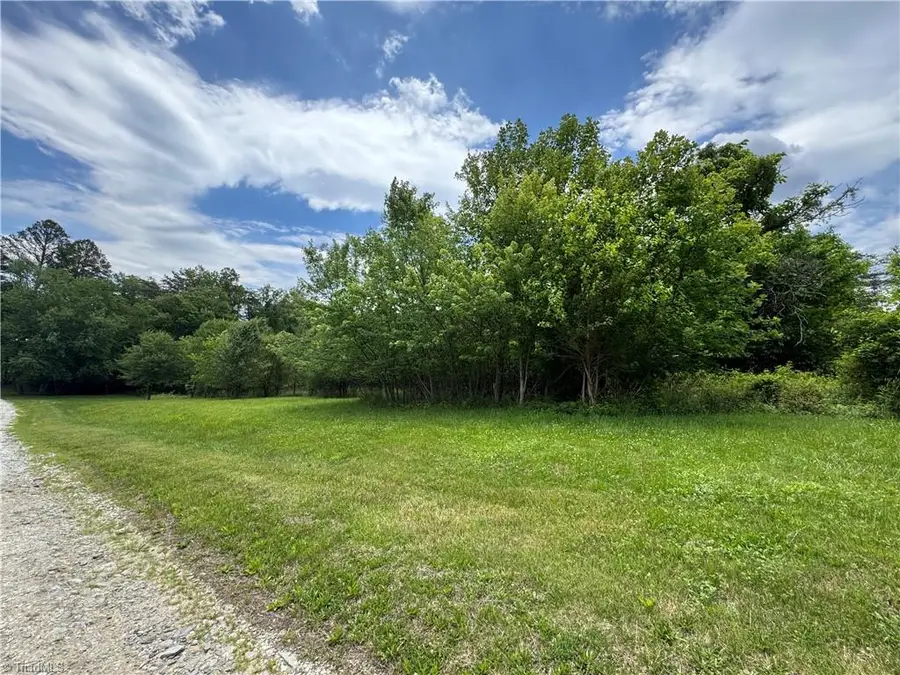 000 Eagle Lane, Mount Airy, NC 27030 - #3