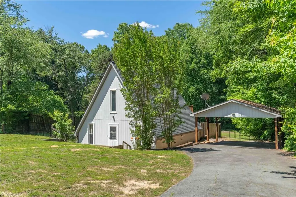 310 James Road, Clemmons, NC 27012 - #1