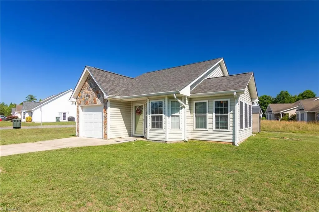 213 Portsmouth Drive, Eden, NC 27288 - #1